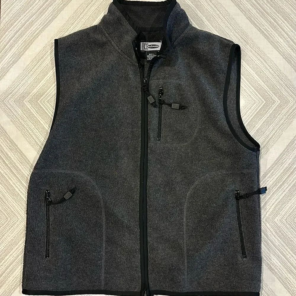 BCG extreme Women’s Grey & Black Fleece Zippered Vest